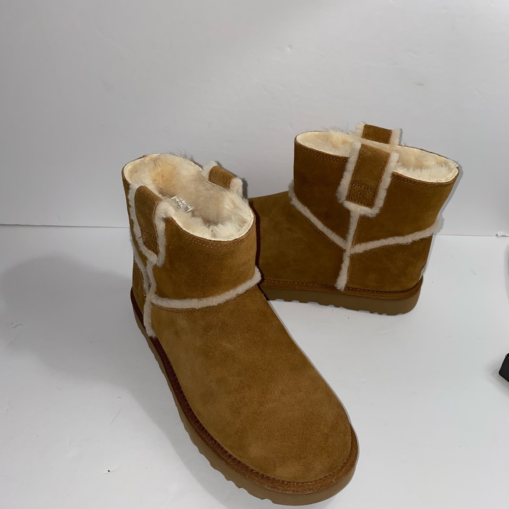 UGG Classic Mini Spill Sean Booties Size #8 - Picture 9 of 15